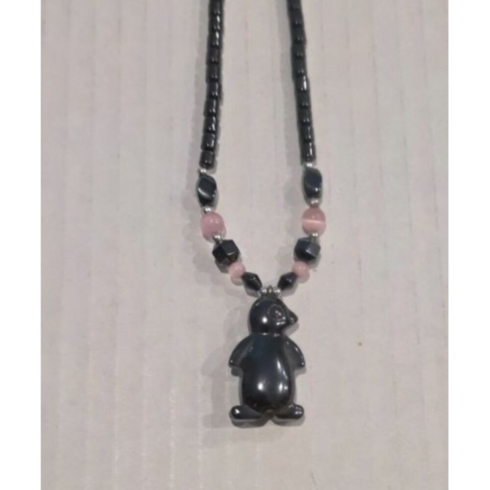 Hematite Penguin Pendant Pink Cats Eye Stone Necklace Chain Barrel Clasp VTG Y2K